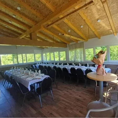 Vikendica Avram-plane Holiday home *