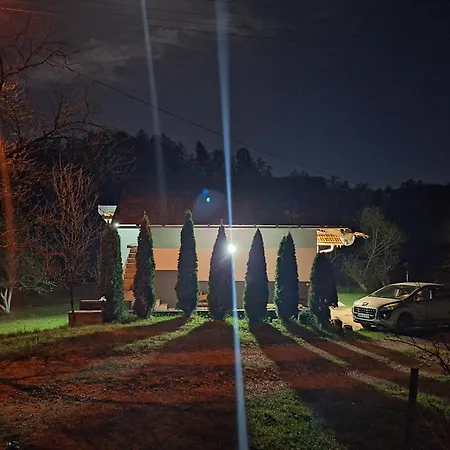 Vikendica Avram-plane Σπίτι διακοπών